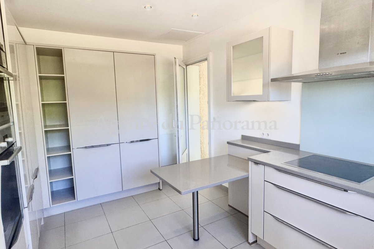 Maison de luxe à vendre à Le Tignet, 550 000 €, Photo 3