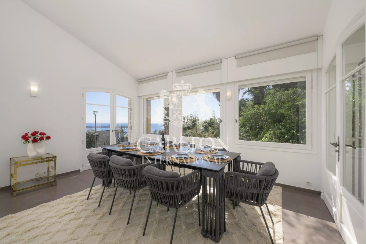 Maison de luxe à louer à Vallauris, 11 000 €, Photo 3