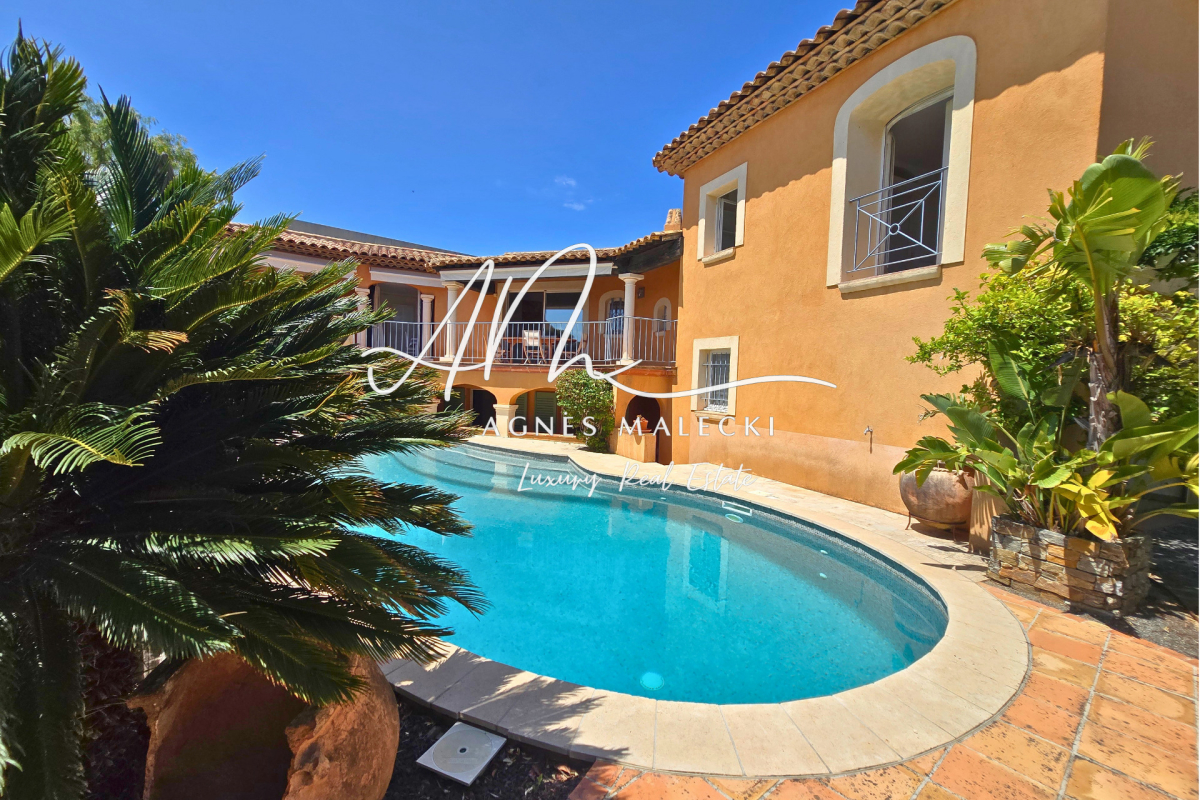 Maison de luxe à vendre à Le Lavandou, 1 590 000 €, Photo 4