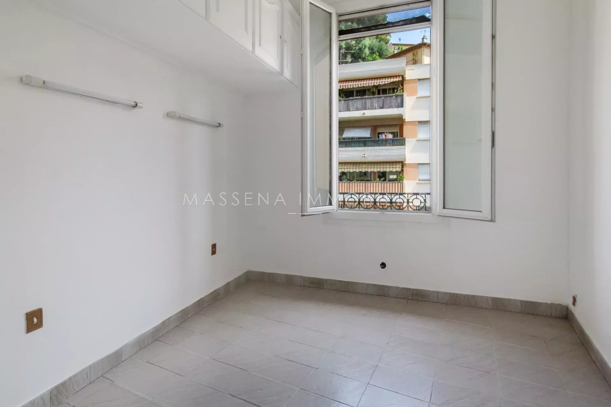 Luxury Apartment for sale in Nice, 140 000 €, Photo 4