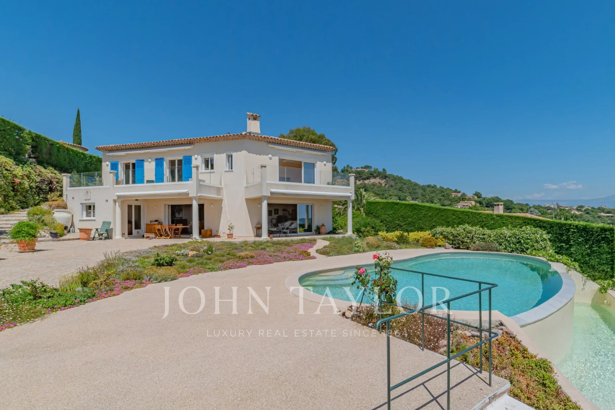 Maison de luxe à vendre à Les Adrets de l'Esterel, 1 450 000 €, Photo 4