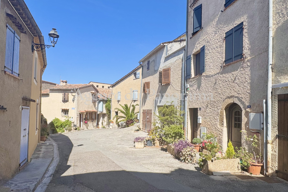 Appartement de luxe à vendre à Cabris, 447 000 €, Photo 1