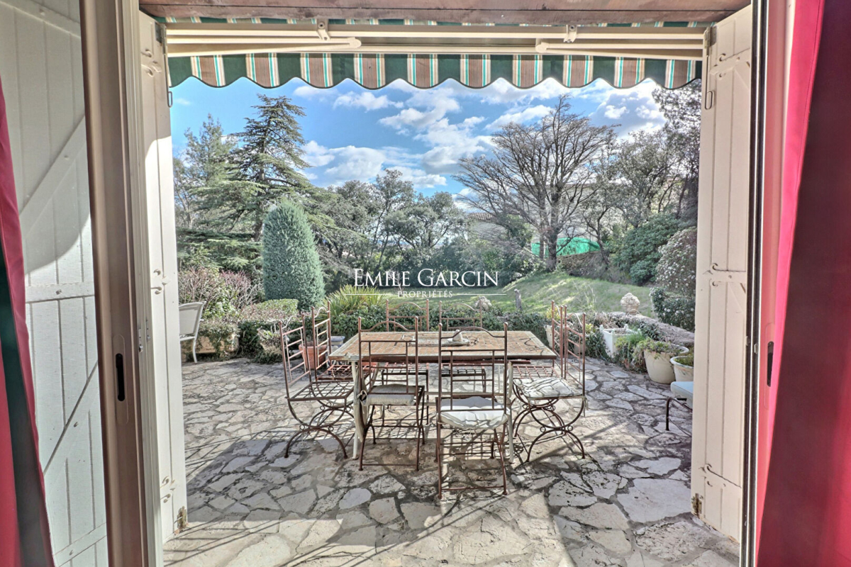 Maison de luxe à vendre à Eyguières, 1 050 000 €, Photo 2