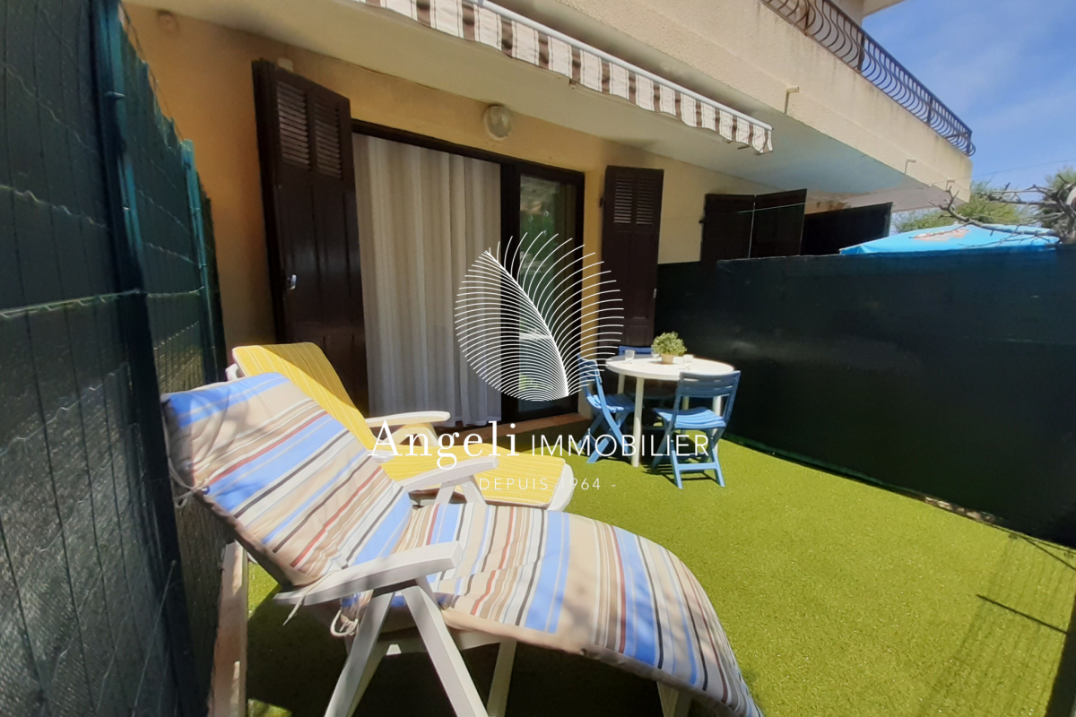 Appartement de luxe à vendre à Saint-Aygulf, 114 000 €, Photo 6