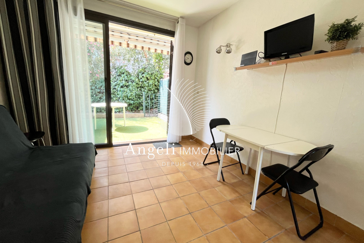 Appartement de luxe à vendre à Saint-Aygulf, 114 000 €, Photo 7