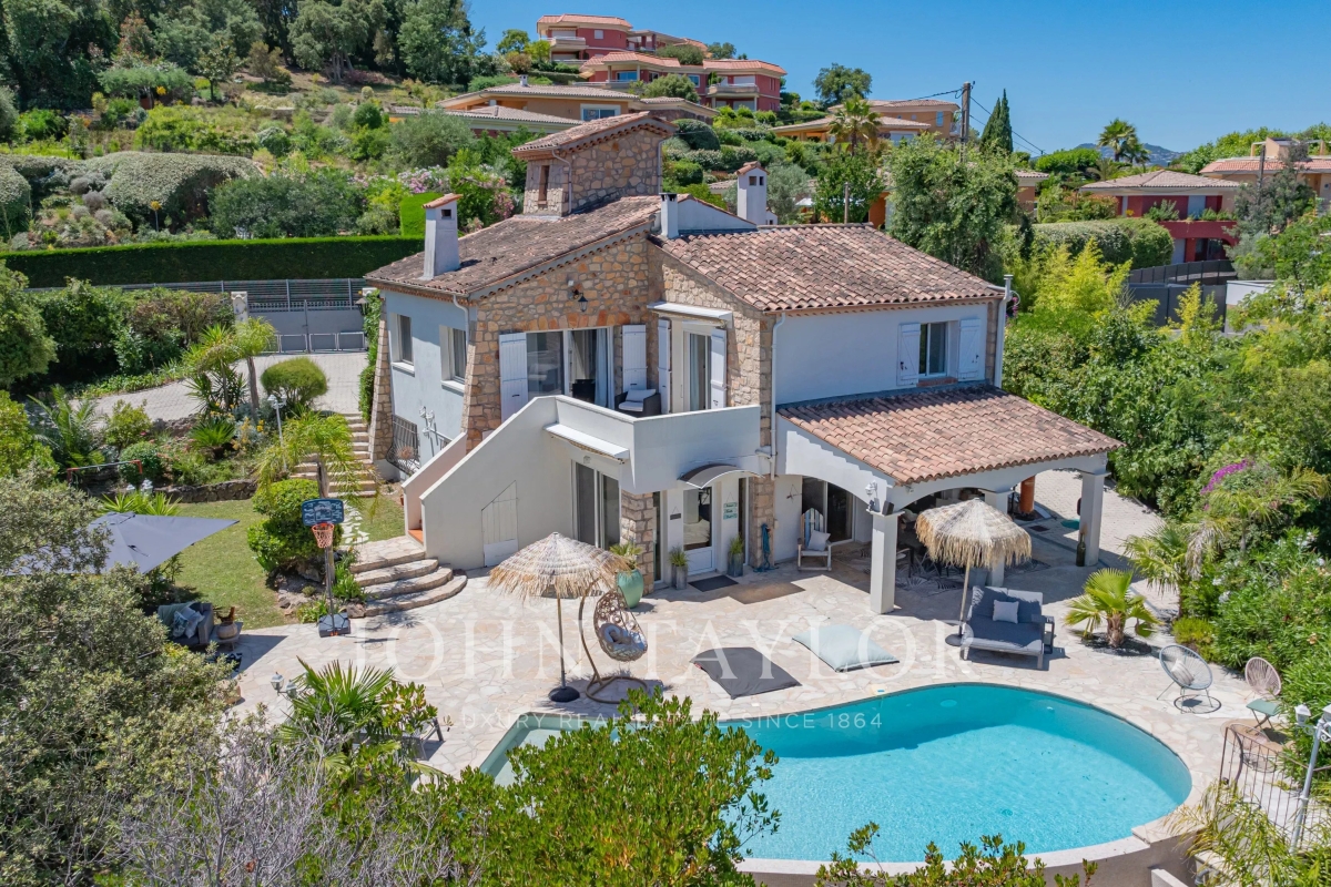 Maison de luxe à vendre à Mandelieu-la-Napoule, 1 645 000 €, Photo 1