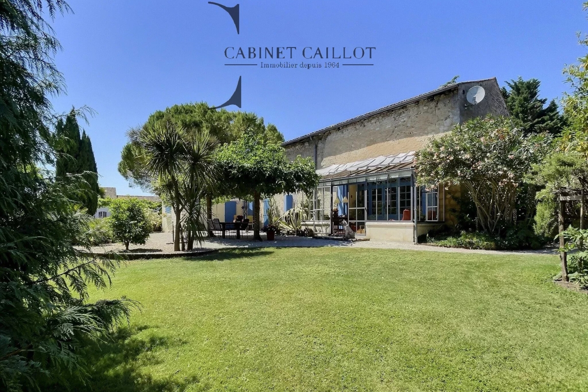 Maison de luxe à vendre à Cravans, 498 750 €, Photo 1