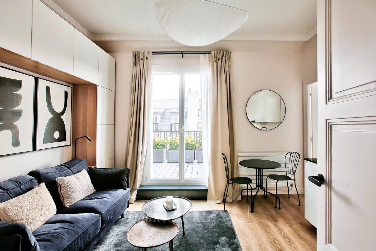 Appartement de luxe à louer à Paris 9ème, 1 750 €, Photo 2