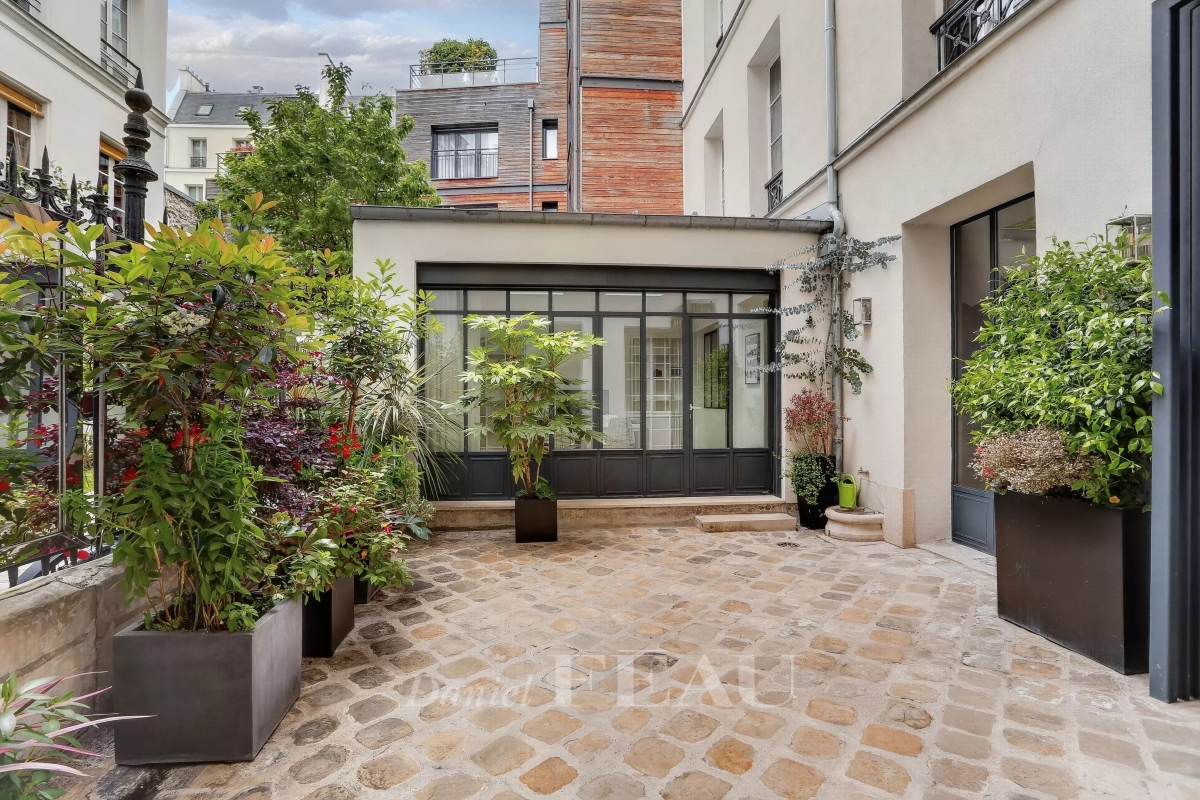 Appartement de luxe à louer à Paris 10ème, 2 320 €, Photo 2
