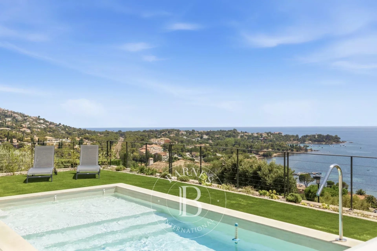 Luxury House for sale in Saint-Raphaël, 4 350 000 €, Photo 3