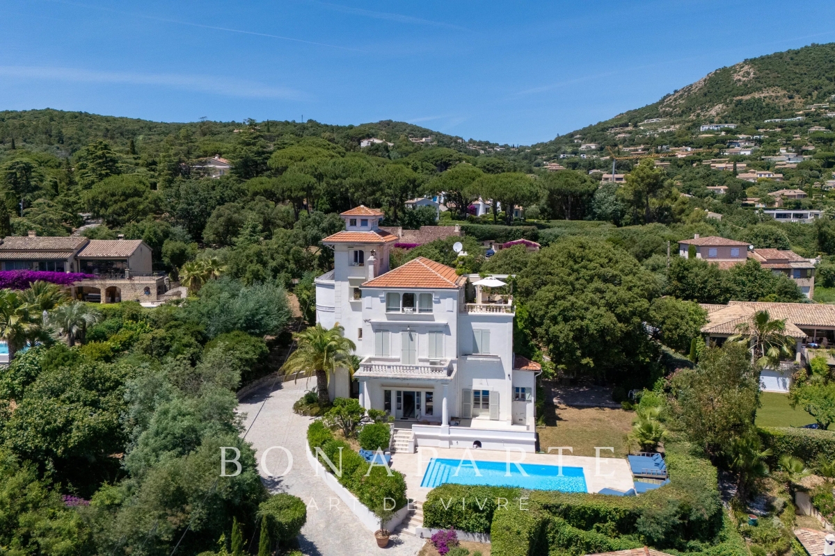 Maison de luxe à vendre à Grimaud, 2 490 000 €, Photo 3