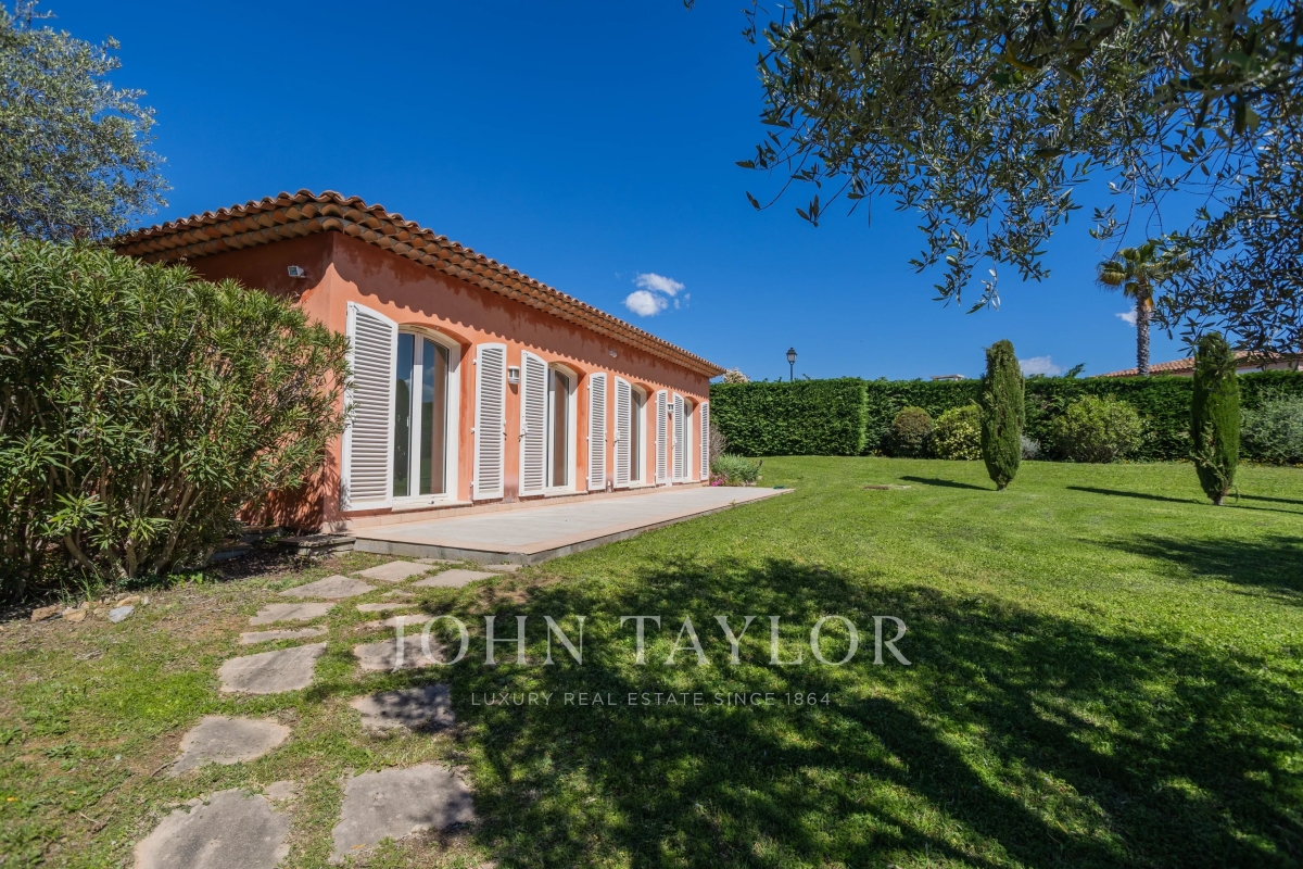 Maison de luxe à vendre à Biot, 690 000 €, Photo 4