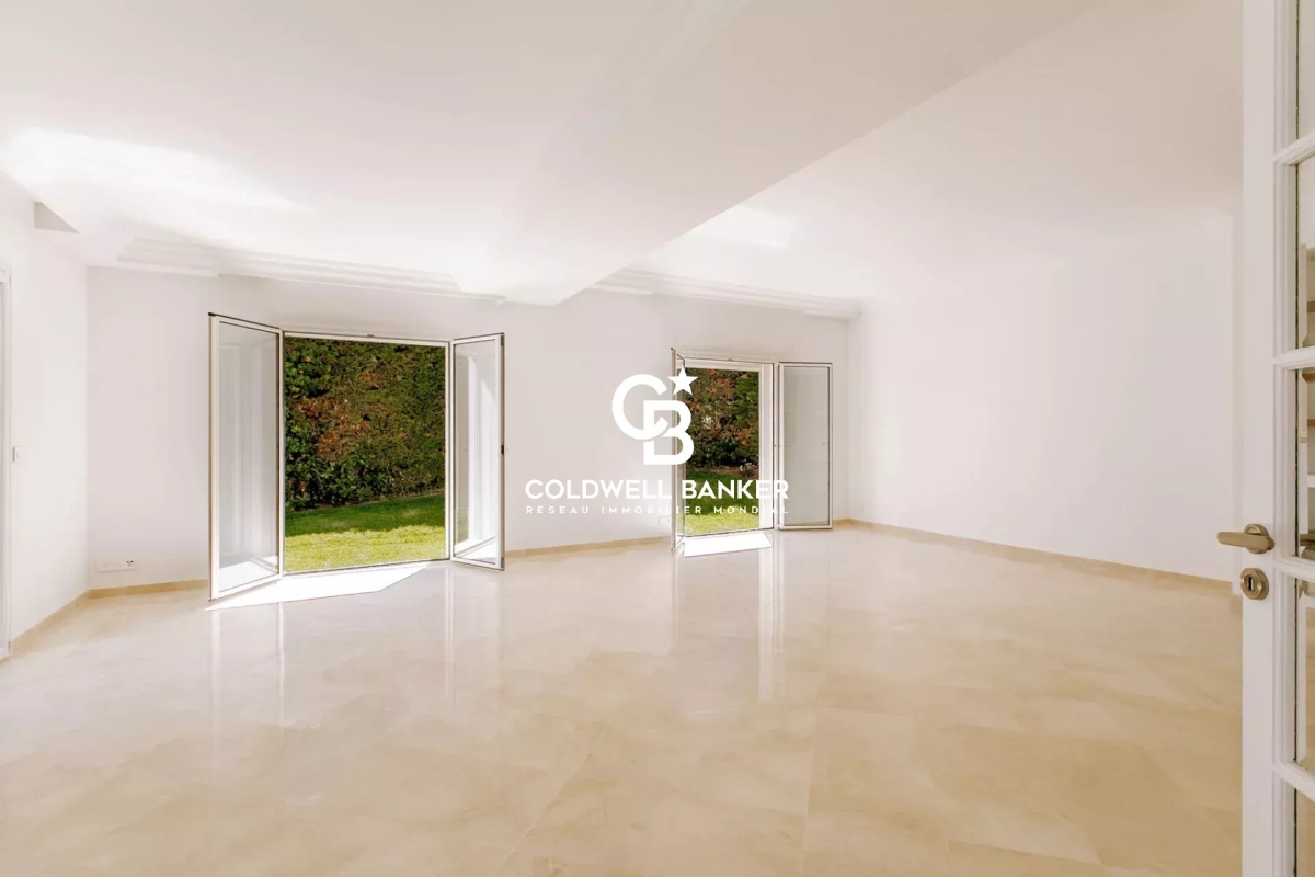 Maison de luxe à vendre à Antibes, 3 200 000 €, Photo 6