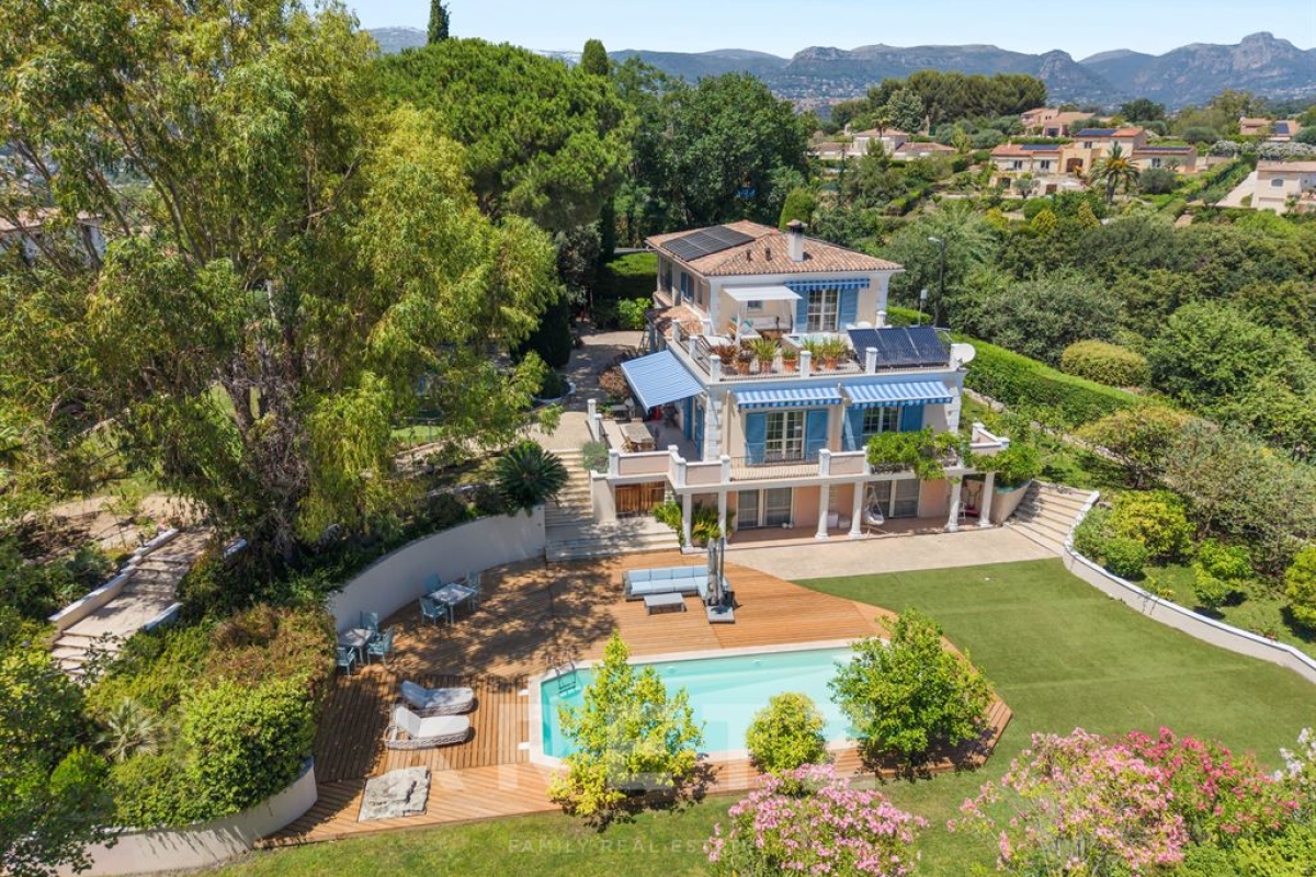 Maison de luxe à vendre à Saint-Paul-de-Vence, 2 850 000 €, Photo 2