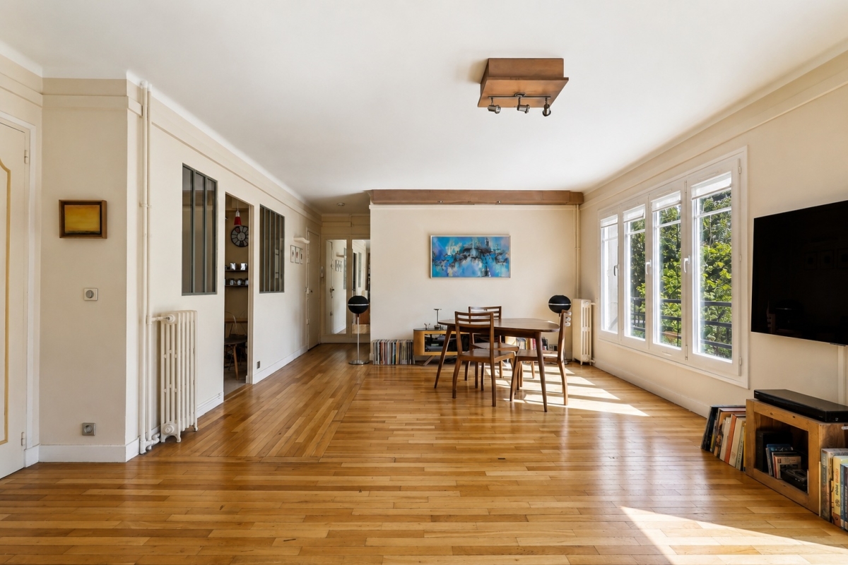 Luxury Apartment for sale in Paris 18ème, 450 000 €, Photo 2
