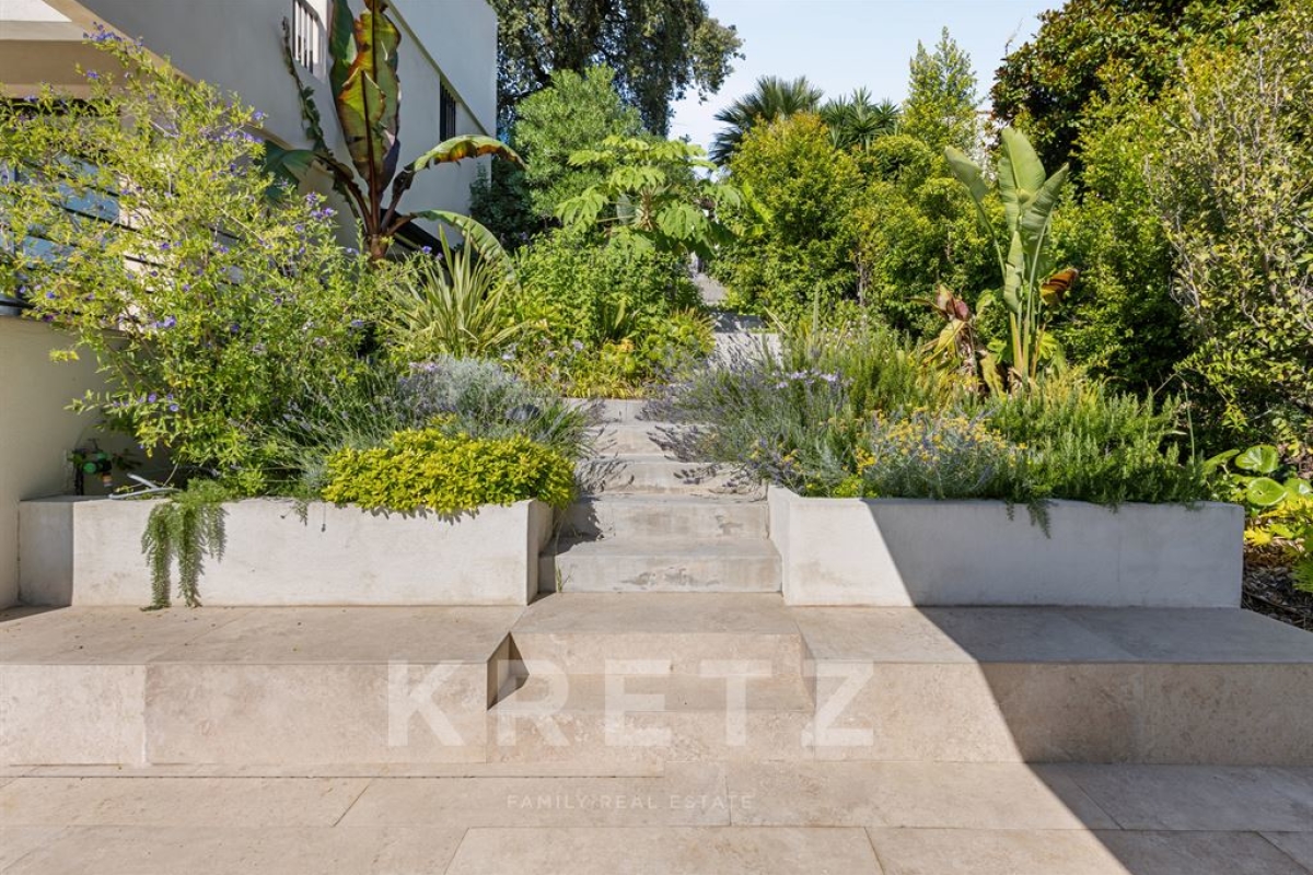 Maison de luxe à vendre à Antibes, 1 850 000 €, Photo 5