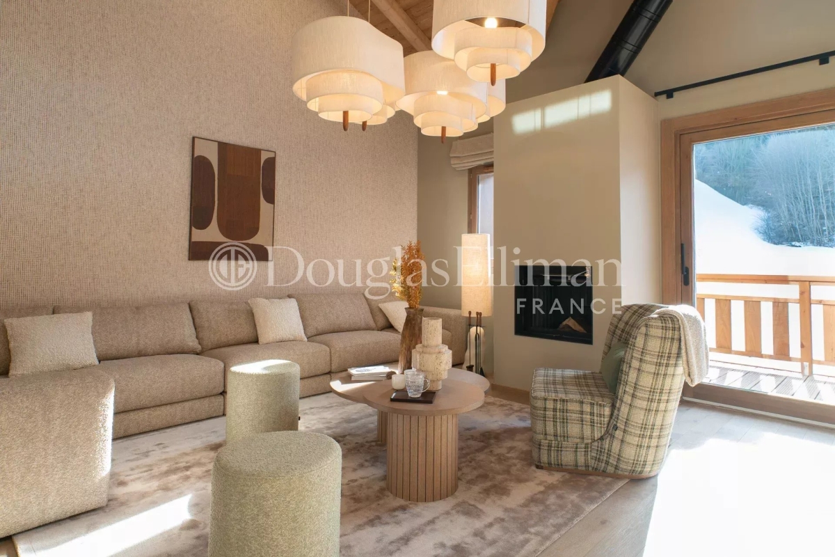 Luxury Apartment for sale in Courchevel, 3 568 640 €, Photo 2