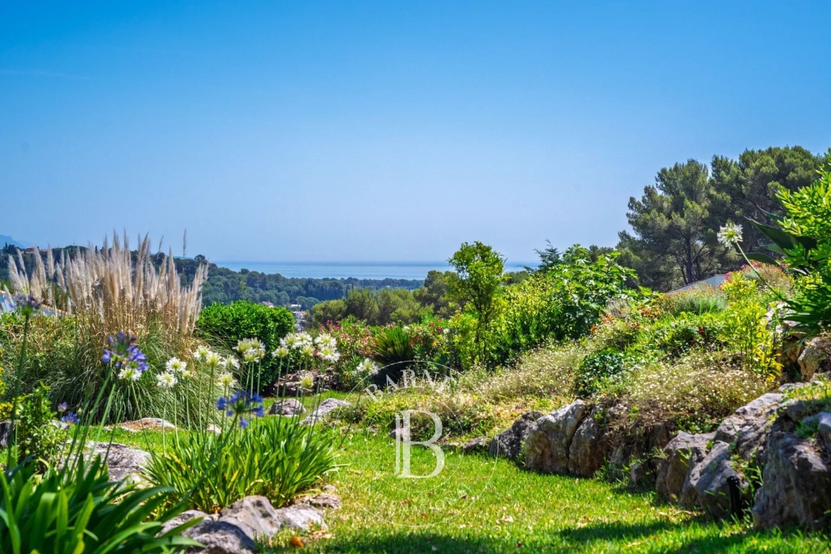 Maison de luxe à vendre à Biot, 2 150 000 €, Photo 2