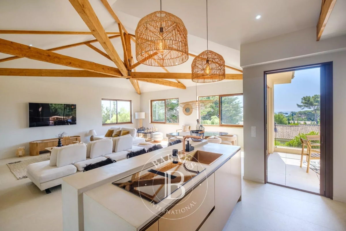 Maison de luxe à vendre à Saint-Aygulf, 1 590 000 €, Photo 3