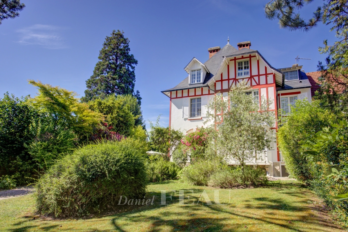 Maison de luxe à vendre à Saint-Cloud, 2 900 000 €, Photo 1