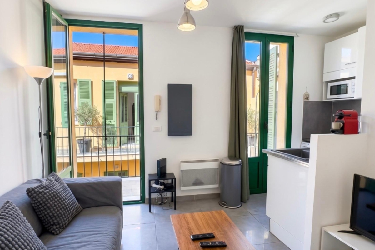Luxury Apartment for sale in Nice, 160 000 €, Photo 1