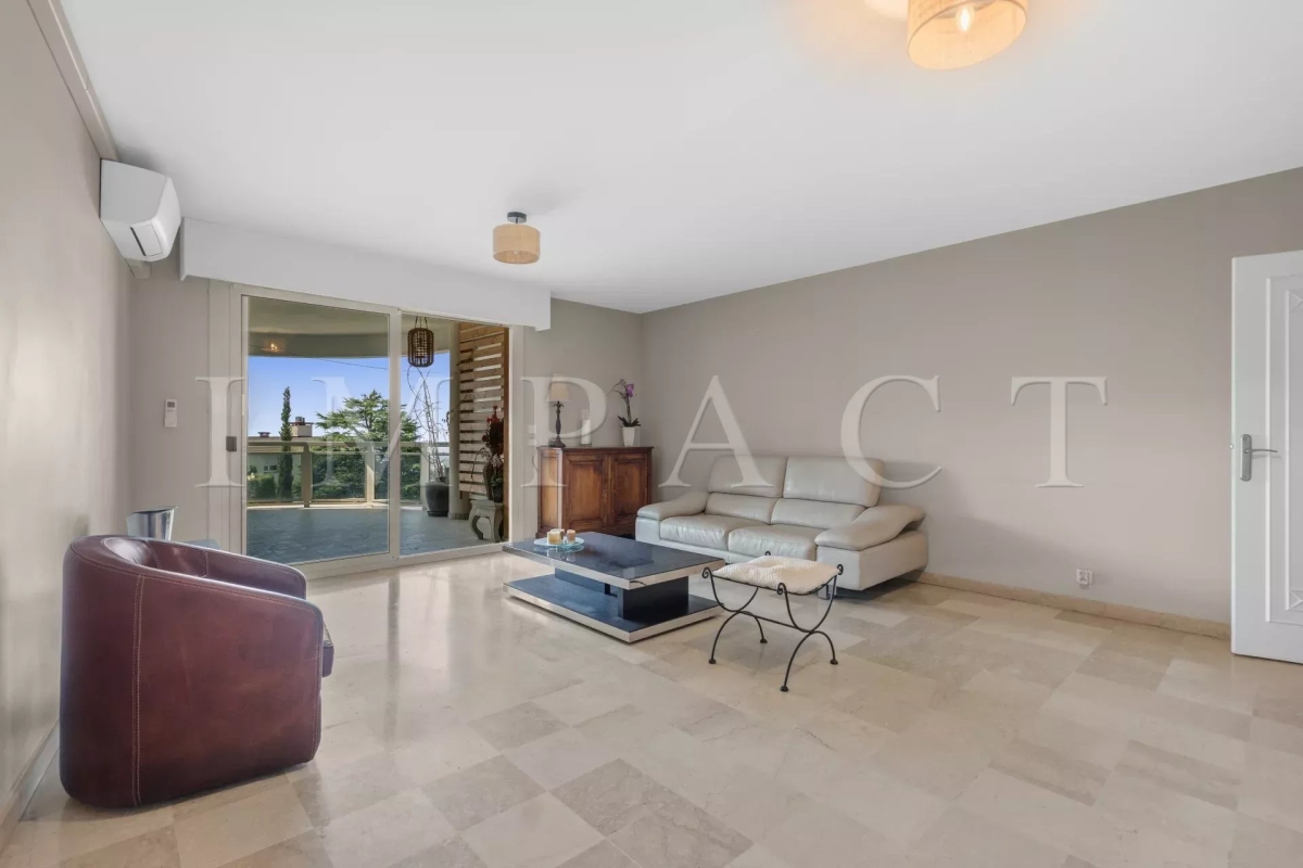 Luxury Apartment for sale in Le Cannet, 445 000 €, Photo 3
