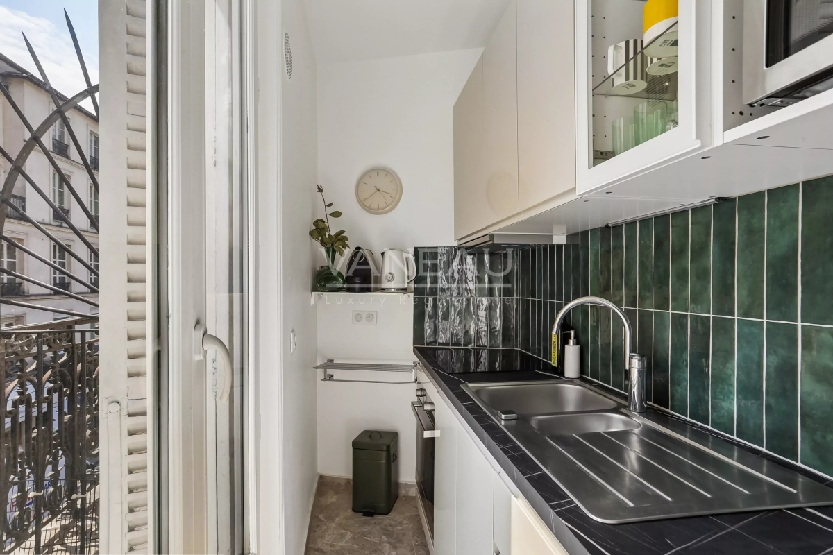 Luxury Apartment for sale in Paris 6ème, 1 070 000 €, Photo 5