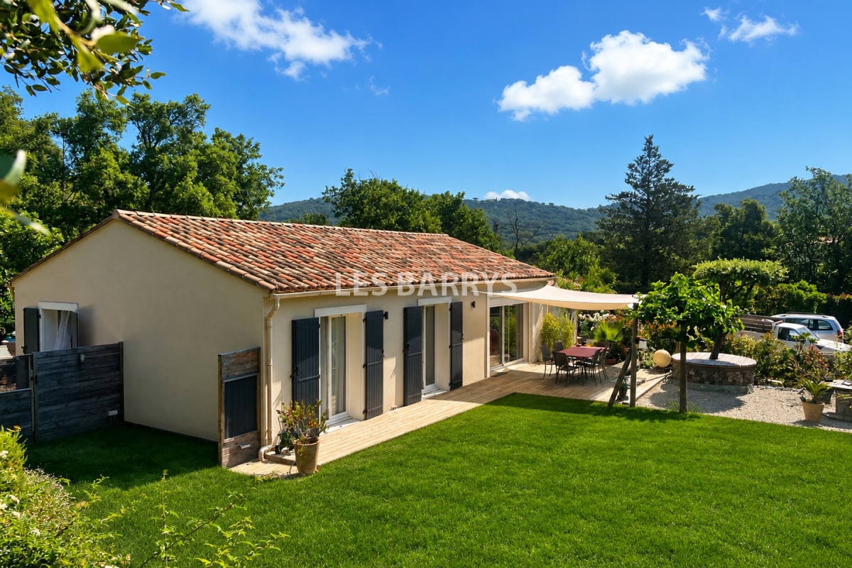 Maison de luxe à vendre à Gassin, 790 000 €, Photo 1