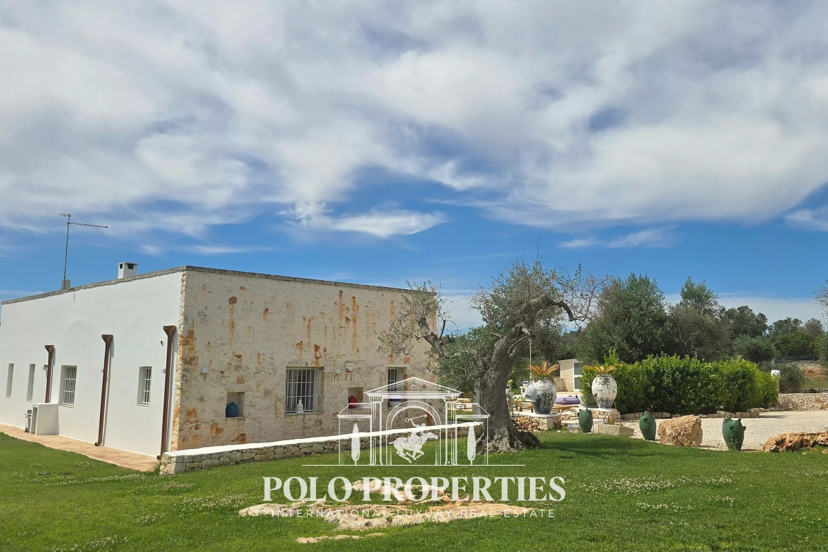 Luxury House for sale in Ostuni, 700 000 €, Photo 2