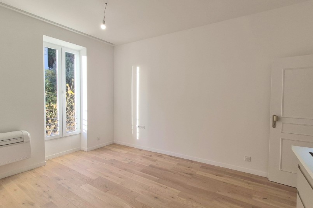 Luxury Apartment for sale in Nice, 239 000 €, Photo 2