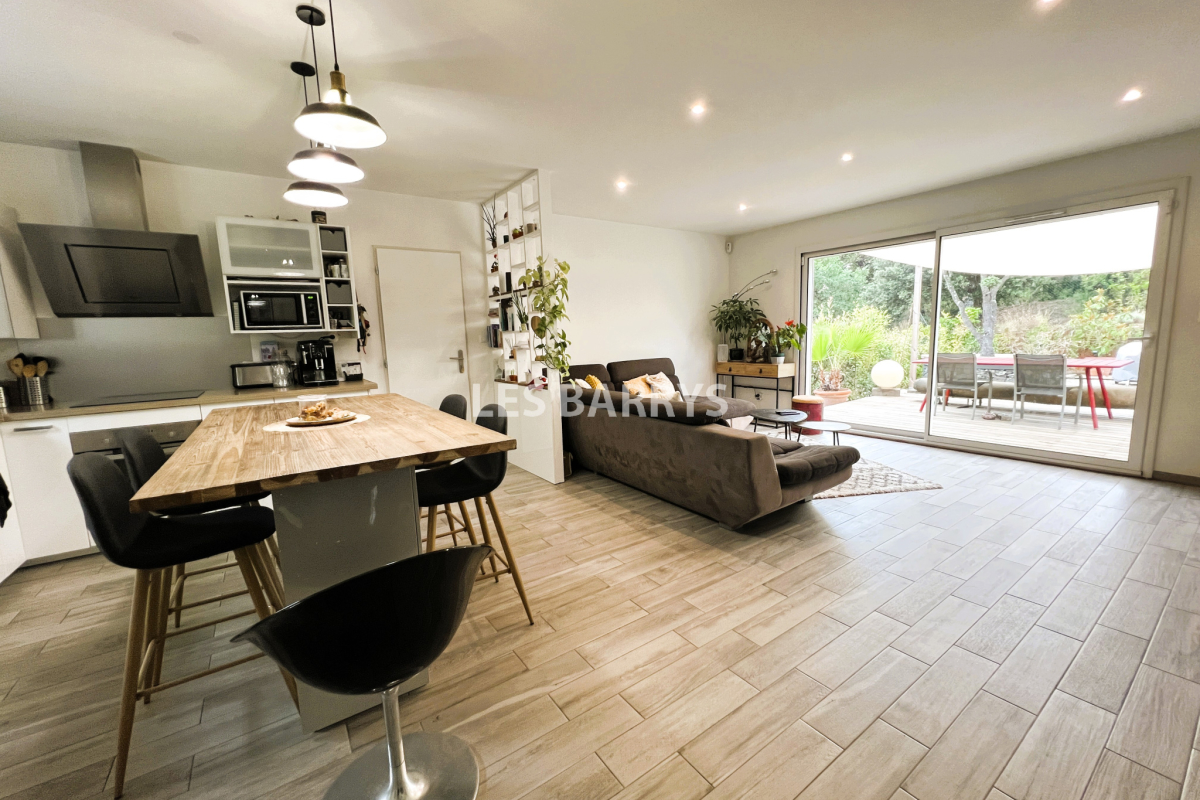 Maison de luxe à vendre à Gassin, 790 000 €, Photo 3