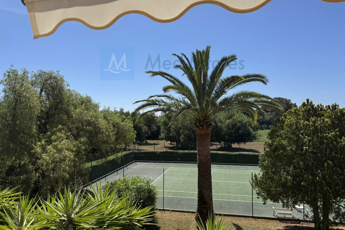 Luxury Apartment for sale in Cavalaire-sur-Mer, 389 000 €, Photo 4