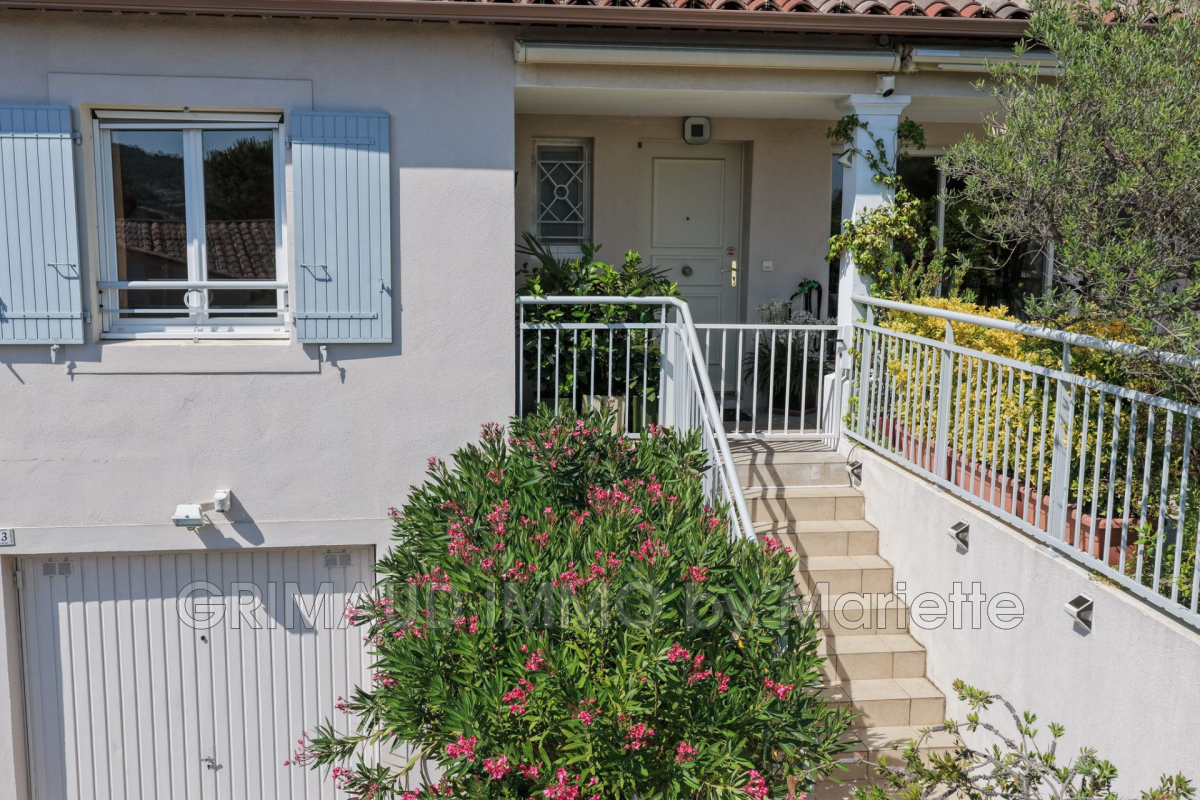 Luxury Apartment for sale in Sainte-Maxime, 498 000 €, Photo 4