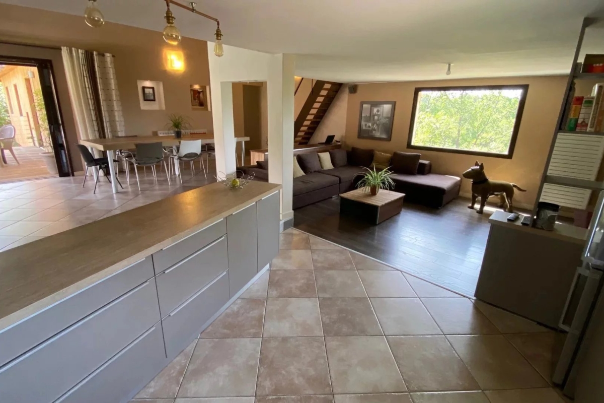 Luxury House for sale in La Roque-d'Anthéron, 629 000 €, Photo 5