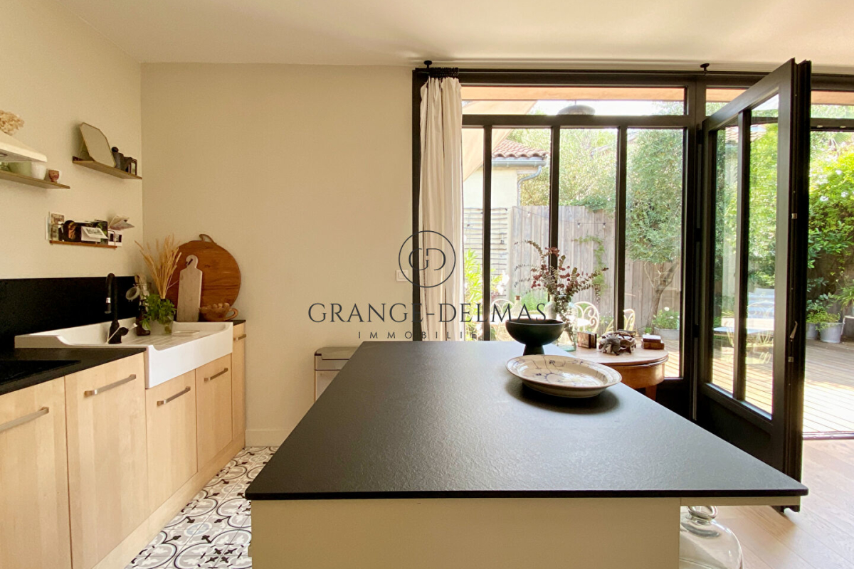 Maison de luxe à vendre à Bordeaux, 630 000 €, Photo 6