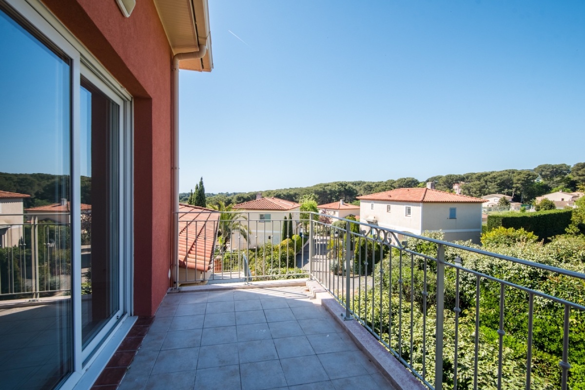 Appartement de luxe à vendre à Antibes, 503 500 €, Photo 1