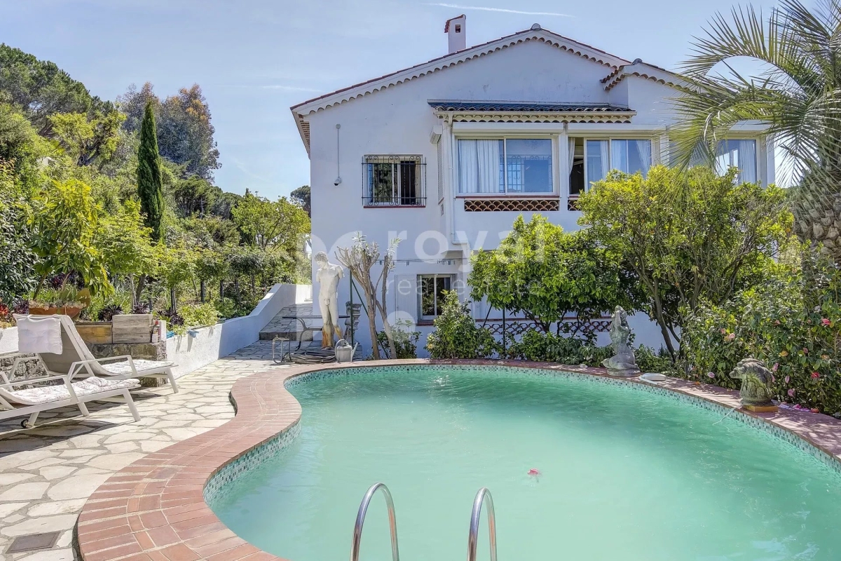 Maison de luxe à vendre à Cannes, 1 150 000 €, Photo 1