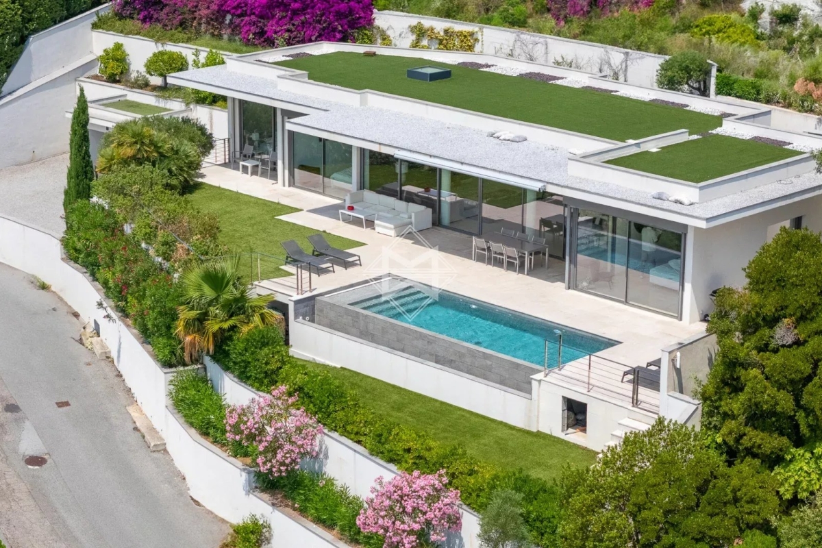 Luxury House for sale in Les Issambres, 2 690 000 €, Photo 1