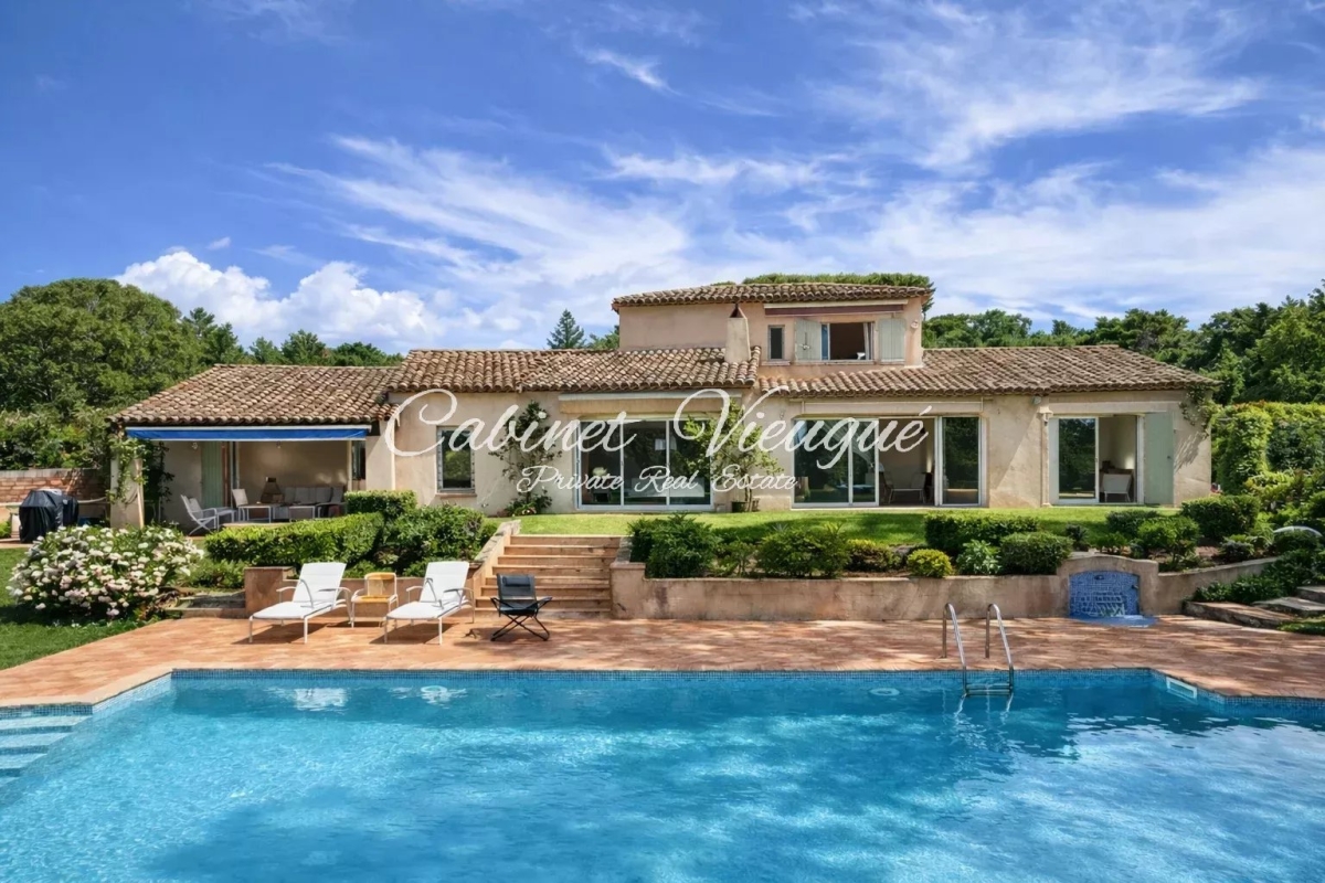 Maison de luxe à vendre à Grimaud, 2 100 000 €, Photo 1