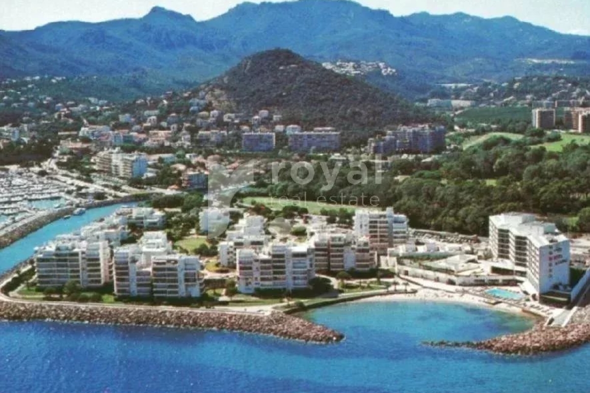 Appartement de luxe à vendre à Mandelieu-la-Napoule, 315 000 €, Photo 2