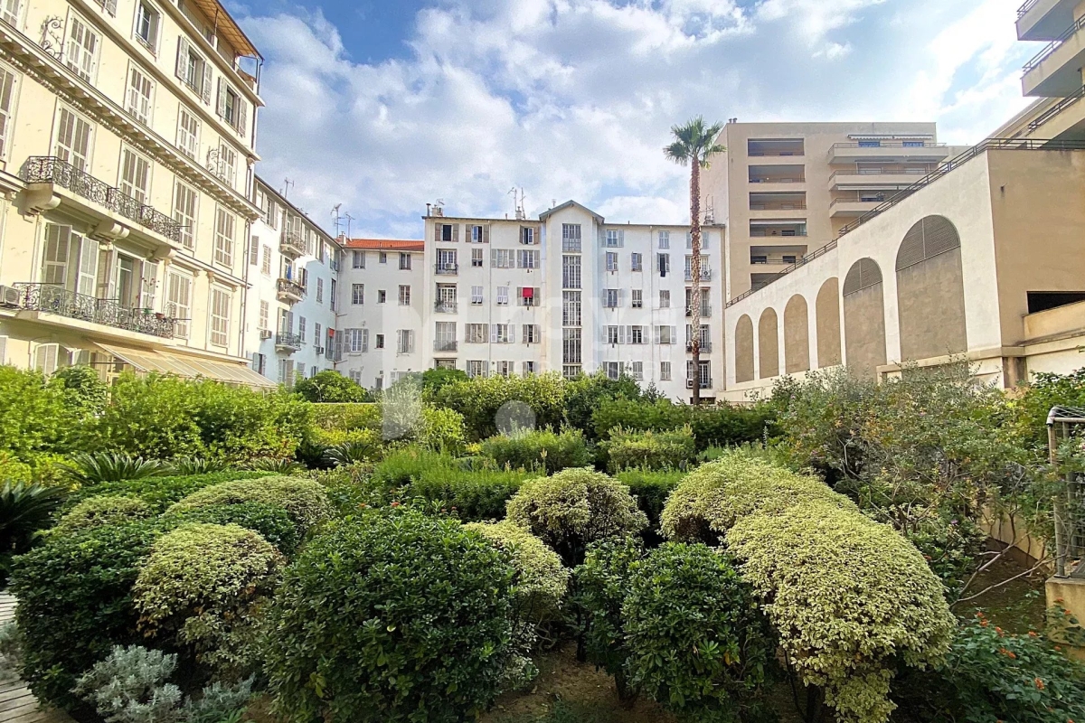 Appartement de luxe à vendre à Nice, 540 000 €, Photo 2