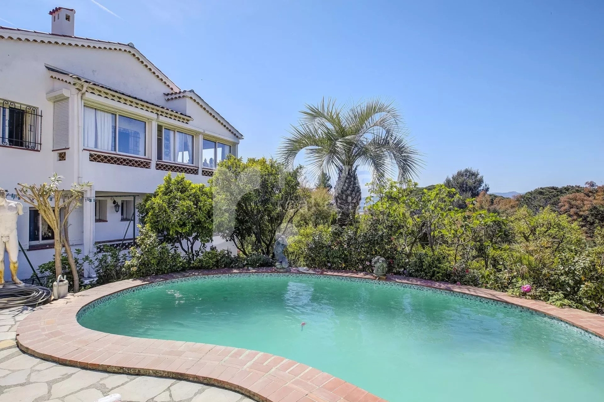 Maison de luxe à vendre à Cannes, 1 150 000 €, Photo 2