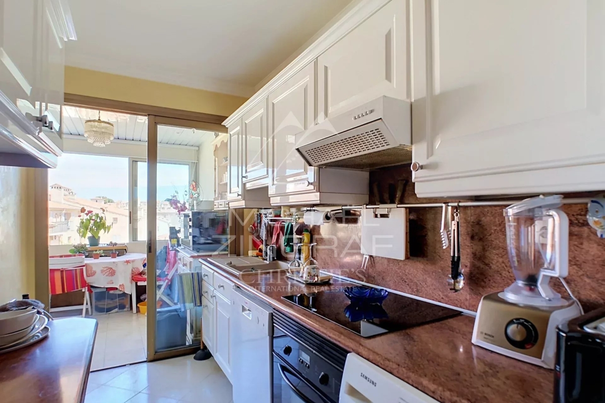 Appartement de luxe à vendre à Antibes, 448 000 €, Photo 3