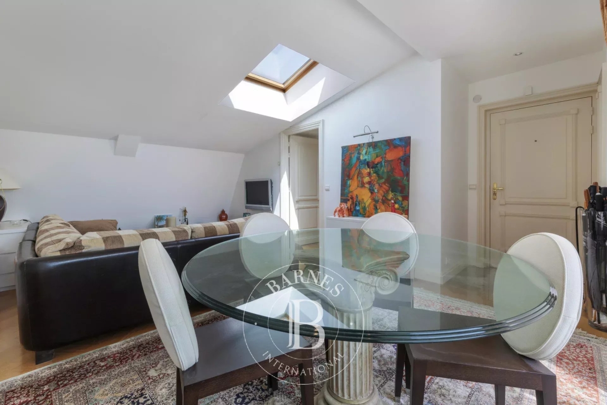 Luxury Apartment for sale in Paris 8Ème, 1 580 000 €, Photo 3