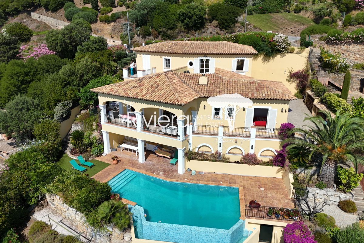 Maison de luxe à vendre à Cavalaire-sur-Mer, 1 995 000 €, Photo 6
