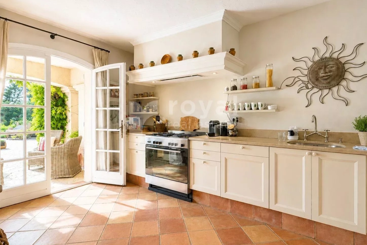 Maison de luxe à vendre à Valbonne, 1 765 000 €, Photo 7