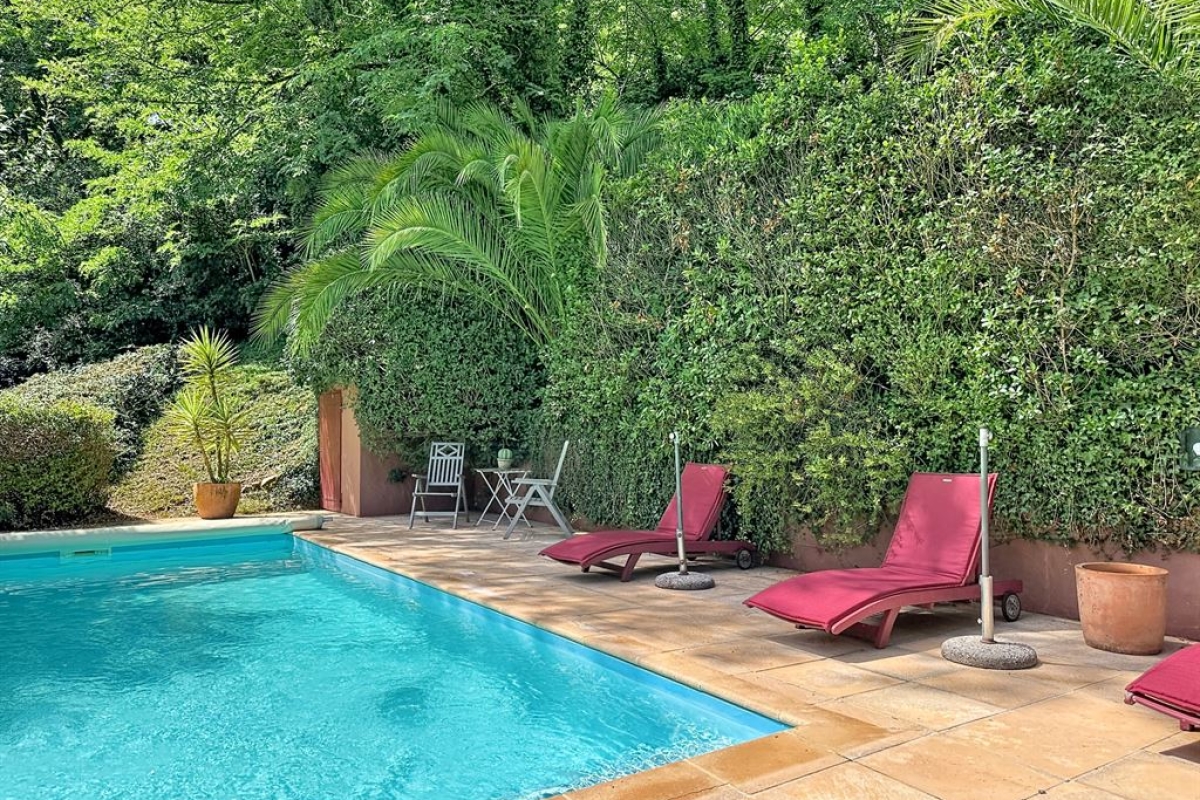 Maison de luxe à vendre à Saint-Pée-sur-Nivelle, 749 000 €, Photo 1