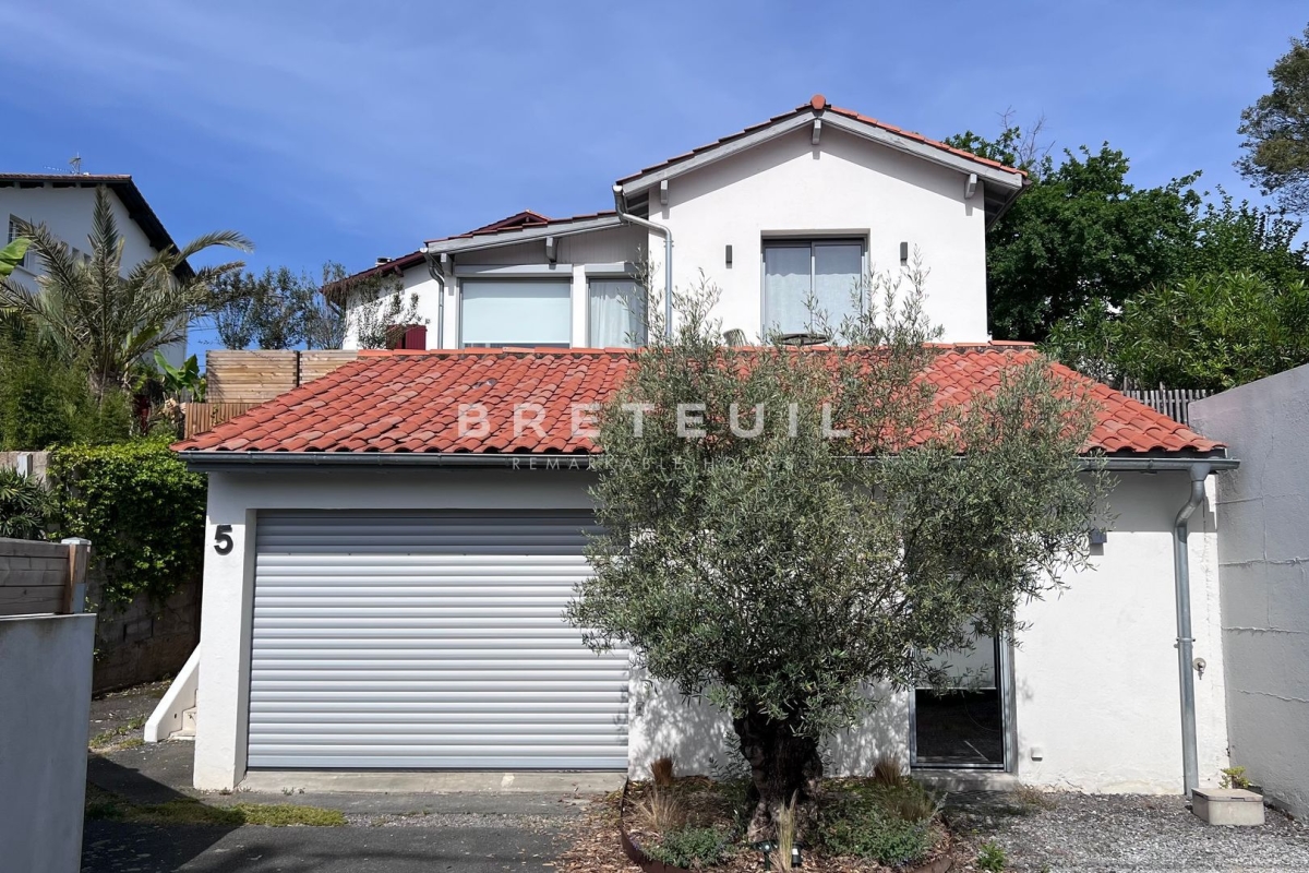 Maison de luxe à vendre à Saint-Jean-de-Luz, 685 000 €, Photo 1