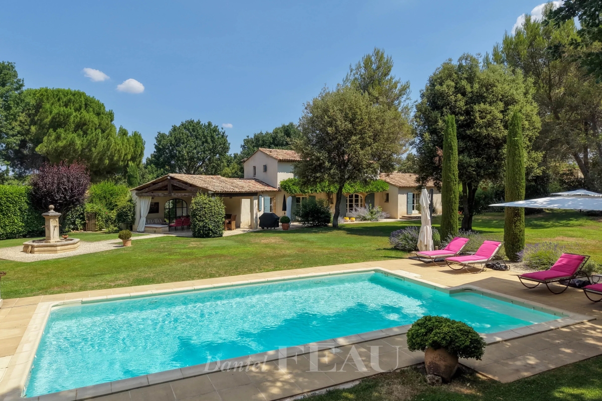 Maison de luxe à vendre à Aix-en-Provence, 1 685 000 €, Photo 1