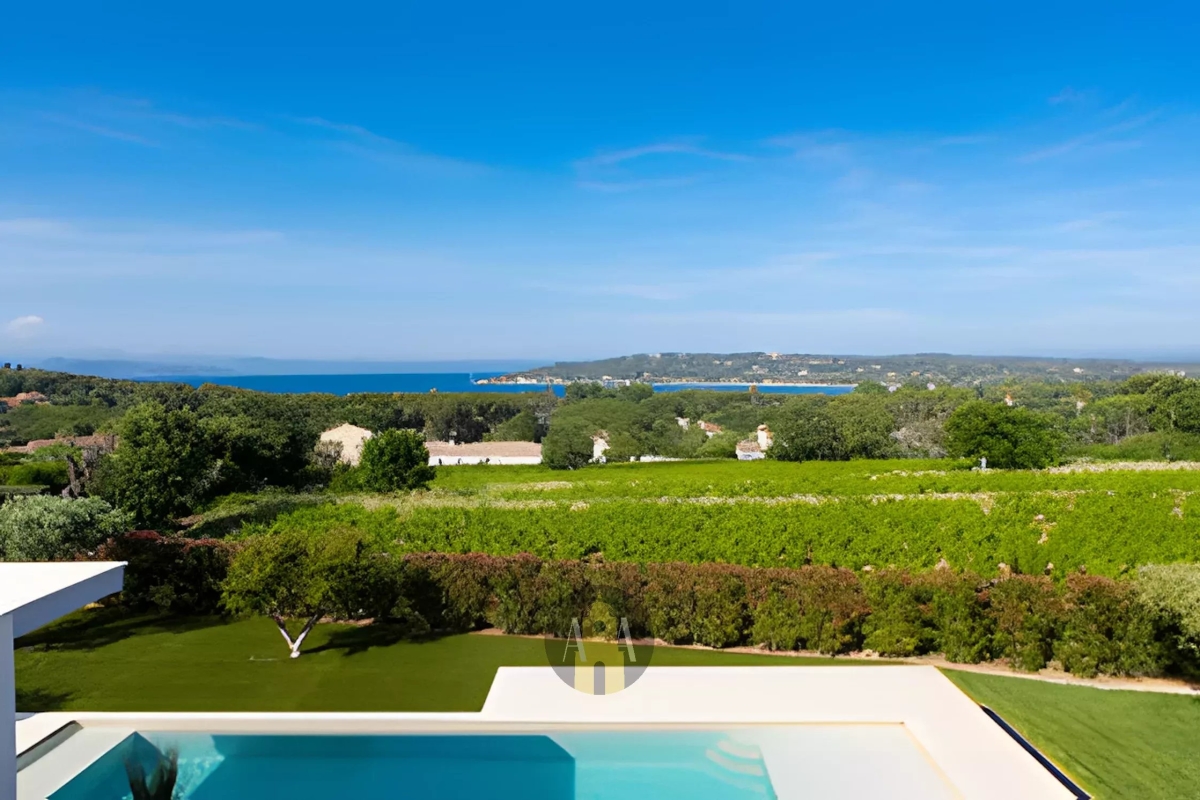 Luxury House for sale in Saint-Tropez, 12 500 000 €, Photo 2